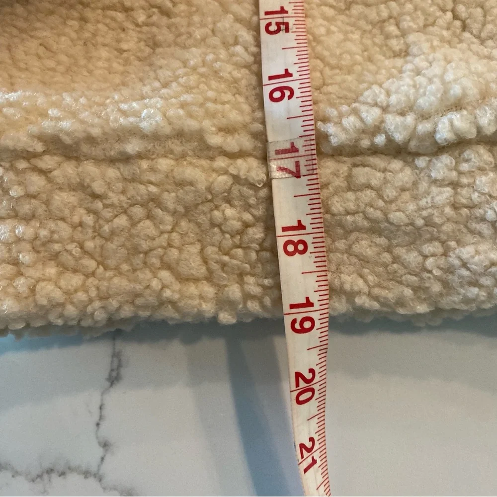 SHEIN Teddy Shearling Jacket Size Medium - Picture 7 of 8